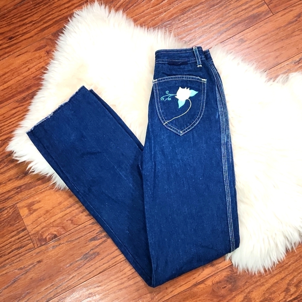 Vintage 70's  Organically Grown  Embroidered Pocket High Rise Dark Wash Jeans